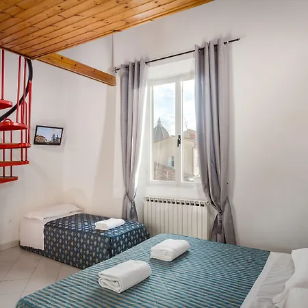 بيت ضيافة Casa Micol - Centro 3*